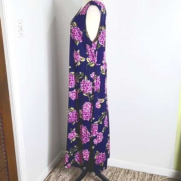 Expressions Sleeveless Maxi- Dress, Navy with Purple Flowers, Size 18 - Picture 4 of 9